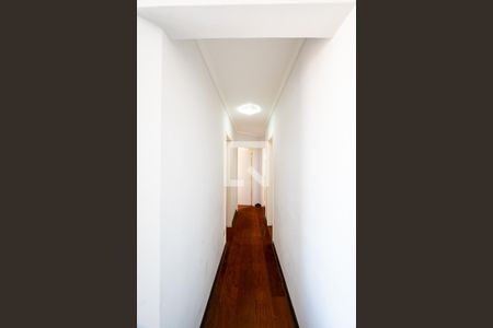 Apartamento à venda com 75m², 3 quartos e 1 vaga Apartamento à venda com 75m², 3 quartos e 1 vagaCorredor