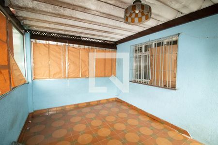 Casa à venda com 320m², 2 quartos e 2 vagasVaranda