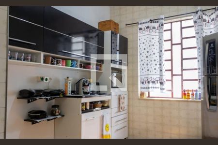 Casa de condomínio à venda com 152m², 3 quartos e 2 vagasPrimeiro andar - Cozinha