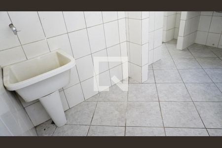 Casa de condomínio à venda com 152m², 3 quartos e 2 vagasSegundo Andar - Área de Serviço