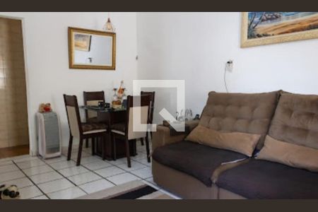 Casa de condomínio à venda com 152m², 3 quartos e 2 vagasPrimeiro andar - Sala