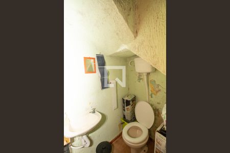 Casa à venda com 110m², 2 quartos e 2 vagasBanheiro Externo