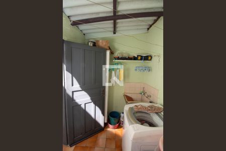 Casa à venda com 110m², 2 quartos e 2 vagasÁrea de serviço