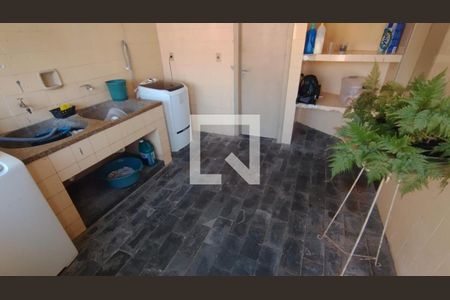 Casa à venda com 300m², 4 quartos e 4 vagas