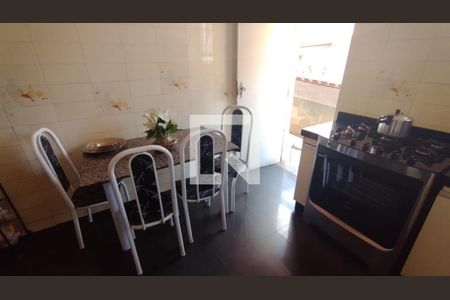 Casa à venda com 300m², 4 quartos e 4 vagas