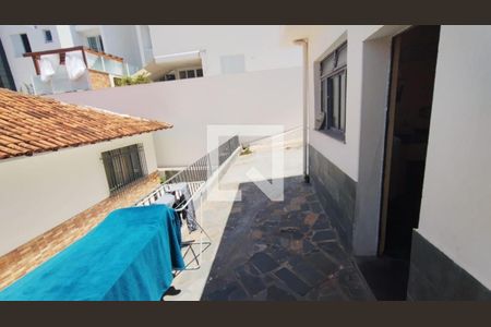 Casa à venda com 300m², 4 quartos e 4 vagas