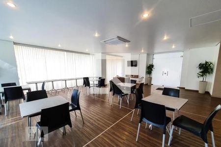 Apartamento à venda com 86m², 3 quartos e 2 vagas Apartamento à venda com 86m², 3 quartos e 2 vagasÁrea comum - Salão de festas