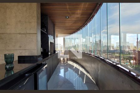 Apartamento à venda com 385m², 4 quartos e 4 vagasVaranda