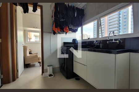 Apartamento à venda com 385m², 4 quartos e 4 vagasArea de serviço