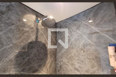 Apartamento à venda com 385m², 4 quartos e 4 vagasBanheiro da suíte 3