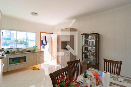 Casa à venda com 170m², 3 quartos e 4 vagasCozinha / Copa