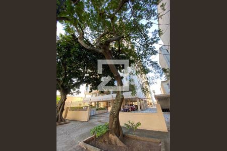 Apartamento à venda com 62m², 2 quartos e 1 vaga Apartamento à venda com 62m², 2 quartos e 1 vagaFachada