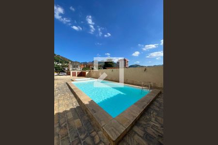 Apartamento à venda com 62m², 2 quartos e 1 vaga Apartamento à venda com 62m², 2 quartos e 1 vagaÁrea comum - Piscina