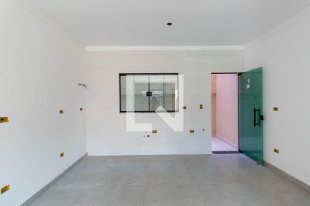 Casa à venda com 117m², 2 quartos e 2 vagas Casa à venda com 117m², 2 quartos e 2 vagasCozinha