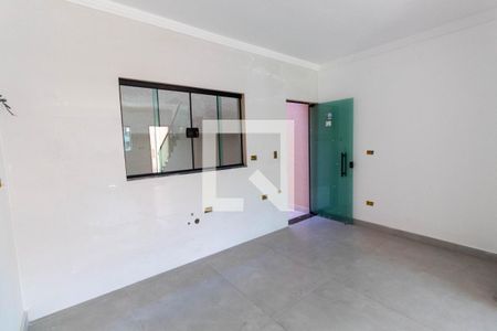 Casa à venda com 117m², 2 quartos e 2 vagas Casa à venda com 117m², 2 quartos e 2 vagasCozinha
