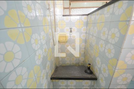 Apartamento à venda com 59m², 2 quartos e sem vaga Apartamento à venda com 59m², 2 quartos e sem vagaCozinha e Área de Serviço