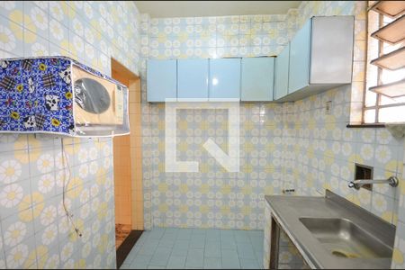 Apartamento à venda com 59m², 2 quartos e sem vaga Apartamento à venda com 59m², 2 quartos e sem vagaCozinha e Área de Serviço