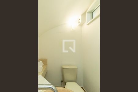 Lavabo de casa à venda com 3 quartos, 178m² em Moema, São Paulo