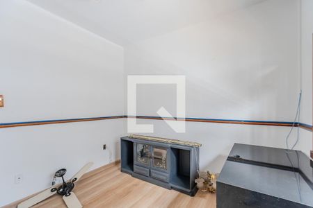 Casa à venda com 385m², 6 quartos e 3 vagas Casa à venda com 385m², 6 quartos e 3 vagasQuarto 2