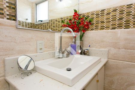 Apartamento à venda com 138m², 3 quartos e 2 vagasBanheiro da Suíte 1