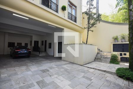 Casa à venda com 600m², 4 quartos e 6 vagasGaragem