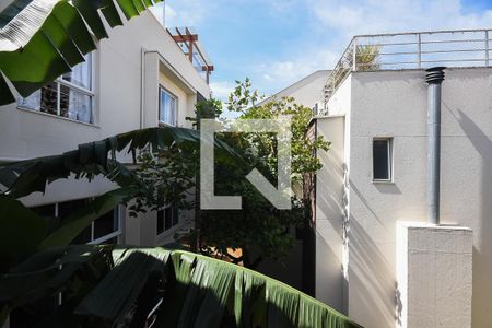 Casa à venda com 600m², 4 quartos e 6 vagasVista da Suíte 1