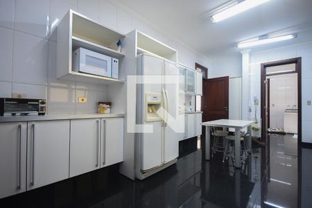 Casa à venda com 600m², 4 quartos e 6 vagasCozinha