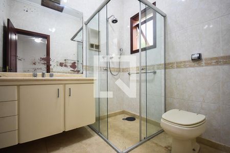 Casa à venda com 600m², 4 quartos e 6 vagasBanheiro Suíte 1