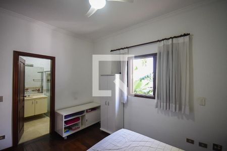 Casa à venda com 600m², 4 quartos e 6 vagasSuíte 1