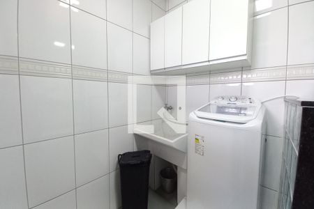 Casa à venda com 115m², 2 quartos e 3 vagas Casa à venda com 115m², 2 quartos e 3 vagasÁrea de Serviço