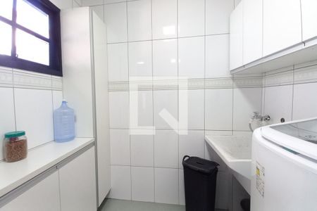 Casa à venda com 115m², 2 quartos e 3 vagas Casa à venda com 115m², 2 quartos e 3 vagasÁrea de Serviço