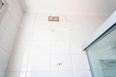 Apartamento para alugar com 80m², 2 quartos e 1 vaga Apartamento para alugar com 80m², 2 quartos e 1 vagaBanheiro do quarto 1