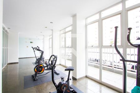 Apartamento para alugar com 80m², 2 quartos e 1 vaga Apartamento para alugar com 80m², 2 quartos e 1 vagaÁrea comum - Academia