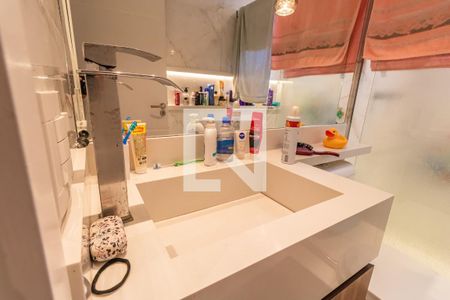 Apartamento à venda com 65m², 2 quartos e 1 vaga Apartamento à venda com 65m², 2 quartos e 1 vagaBanheiro da Suíte