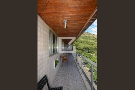 Apartamento à venda com 120m², 3 quartos e 2 vagasVaranda da Quarto 1 Suite