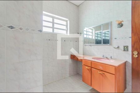 Casa à venda com 404m², 5 quartos e 3 vagas Casa à venda com 404m², 5 quartos e 3 vagasBanheiro 1