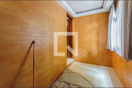 Casa à venda com 404m², 5 quartos e 3 vagas Casa à venda com 404m², 5 quartos e 3 vagasQuarto de Serviço