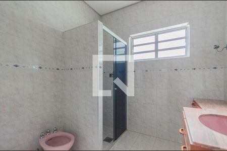 Casa à venda com 404m², 5 quartos e 3 vagas Casa à venda com 404m², 5 quartos e 3 vagasBanheiro 1