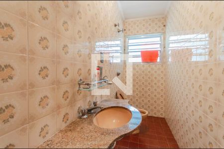 Casa à venda com 404m², 5 quartos e 3 vagas Casa à venda com 404m², 5 quartos e 3 vagasLavabo