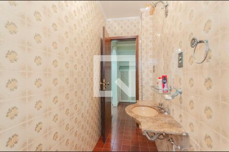 Casa à venda com 404m², 5 quartos e 3 vagas Casa à venda com 404m², 5 quartos e 3 vagasLavabo