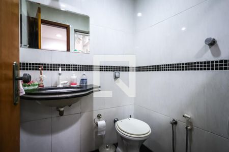 Casa à venda com 150m², 3 quartos e 3 vagasLavabo 2