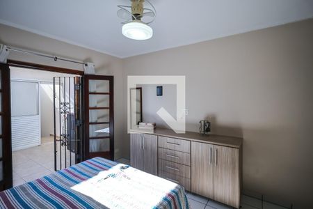 Casa à venda com 150m², 3 quartos e 3 vagasSuíte 2