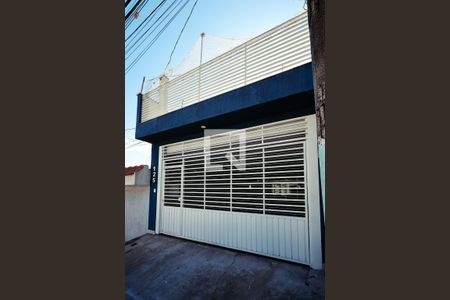 Casa à venda com 150m², 3 quartos e 3 vagasFachada