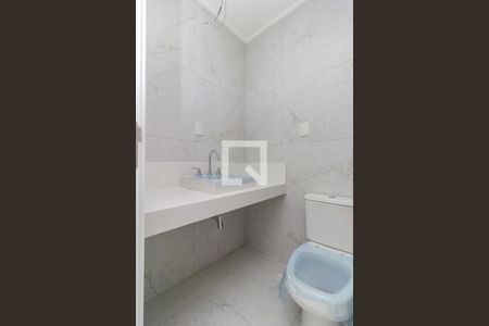 Apartamento à venda com 227m², 4 quartos e 5 vagas Apartamento à venda com 227m², 4 quartos e 5 vagasSuíte 3 - Banheiro