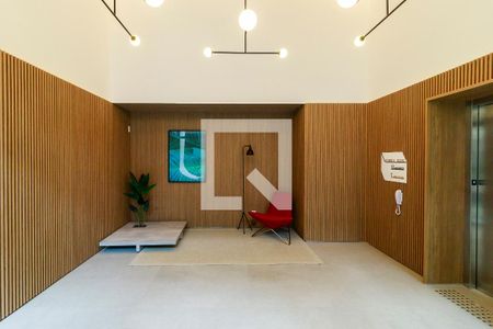 Apartamento à venda com 227m², 4 quartos e 5 vagas Apartamento à venda com 227m², 4 quartos e 5 vagasHall Social