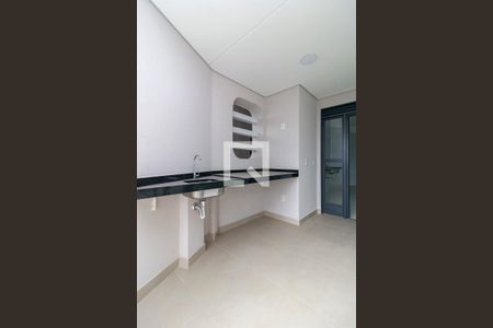 Apartamento à venda com 227m², 4 quartos e 5 vagas Apartamento à venda com 227m², 4 quartos e 5 vagasCozinha