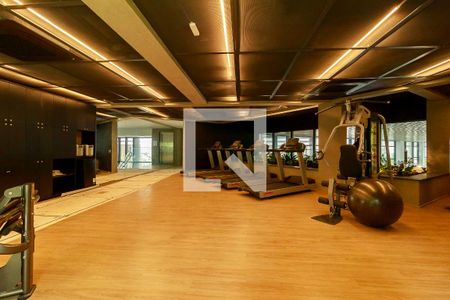 Apartamento à venda com 227m², 4 quartos e 5 vagas Apartamento à venda com 227m², 4 quartos e 5 vagasAcademia