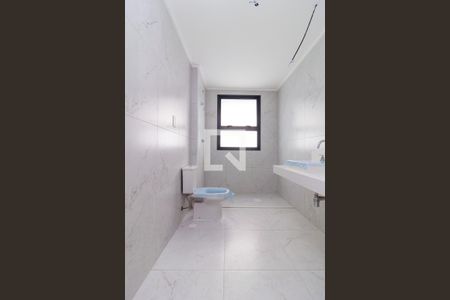 Apartamento à venda com 227m², 4 quartos e 5 vagas Apartamento à venda com 227m², 4 quartos e 5 vagasSuíte Principal - Banheiro