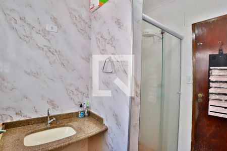 Casa à venda com 172m², 3 quartos e 2 vagas Casa à venda com 172m², 3 quartos e 2 vagasBanheiro