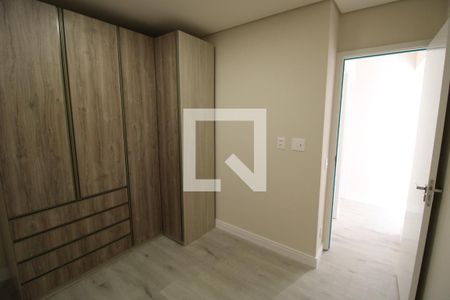Quarto de apartamento para alugar com 2 quartos, 59m² em Vila Suzana, São Paulo